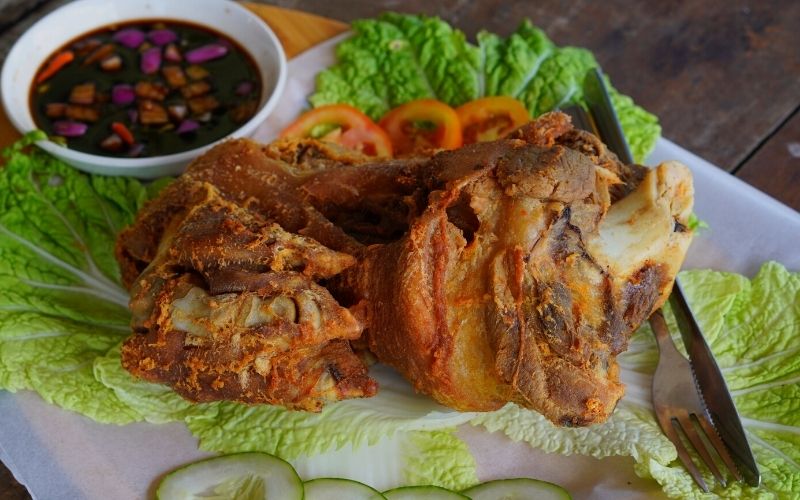 Crispy Pata - Best Filipino Dishes